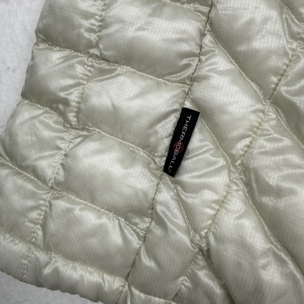 The North Face Vest Womens XL White ThermoBall Insulated Lightweight Puffer Zip - Picture 6 of 7